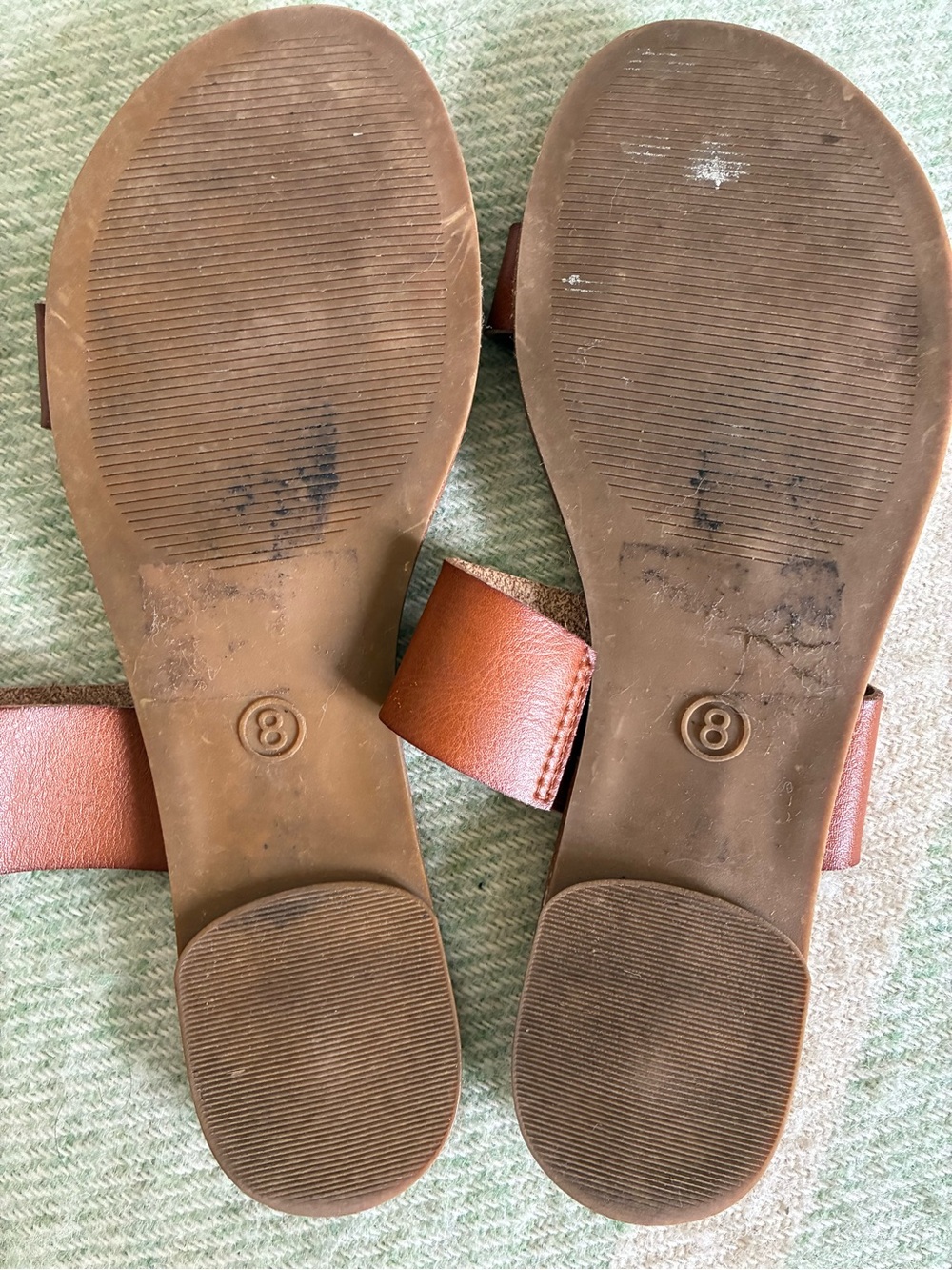 SLIDE SANDALS - Picture 4 of 4